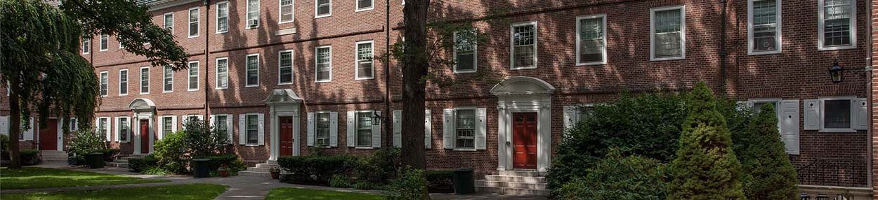 Photo of Kirkland courtyard